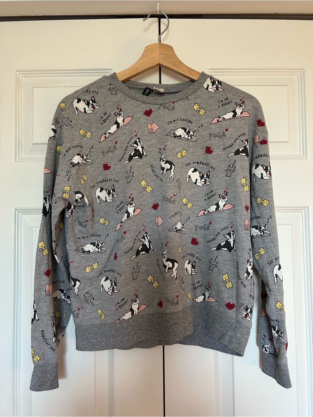 H&M DIVIDED Grey Dog Print Sweatshirt Pullover